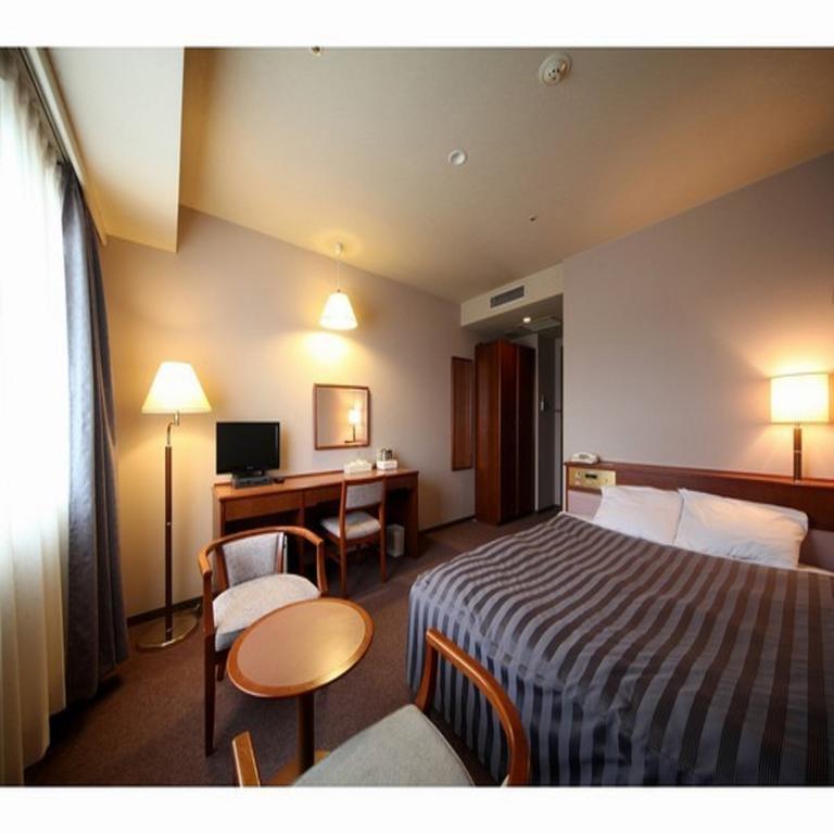 Hotel Crown Hills Takefu Echizen  Екстериор снимка